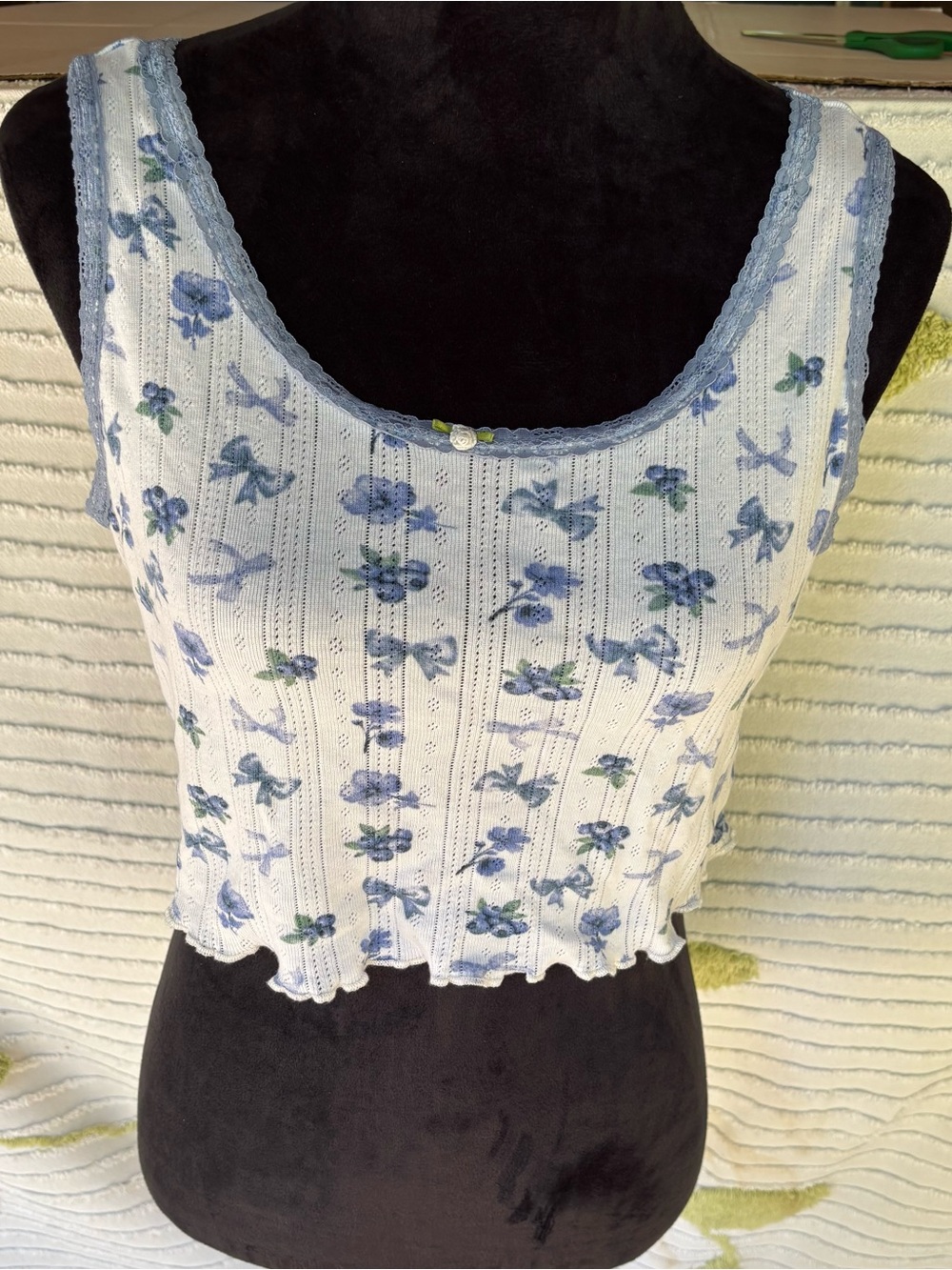 Messy Bun Just Chillin' Pointelle Scoop Neck Cropped Tank Lettuce Hem Blue Sz XL